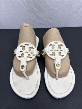Sandals White Miller Leather Thong Sandals, SZ 8, box 71